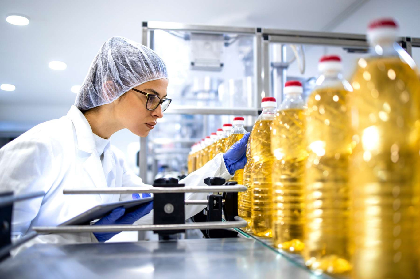  مندوبية التخطيط: أثمنة الإنتاج في مجال الصناعات التحويلية بالمغرب تراجعت.. والانخفاض الأكبر هم المواد الغذائية 