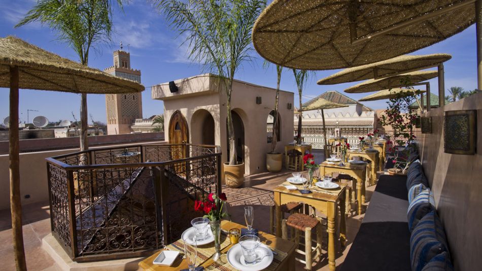  مغرب يسير بسُرعتين.. عدد المليونيرات في المغرب يرتفع بـ40 في المائة إلى 7500 بعدما تعدت البطالة 13 في المائة 