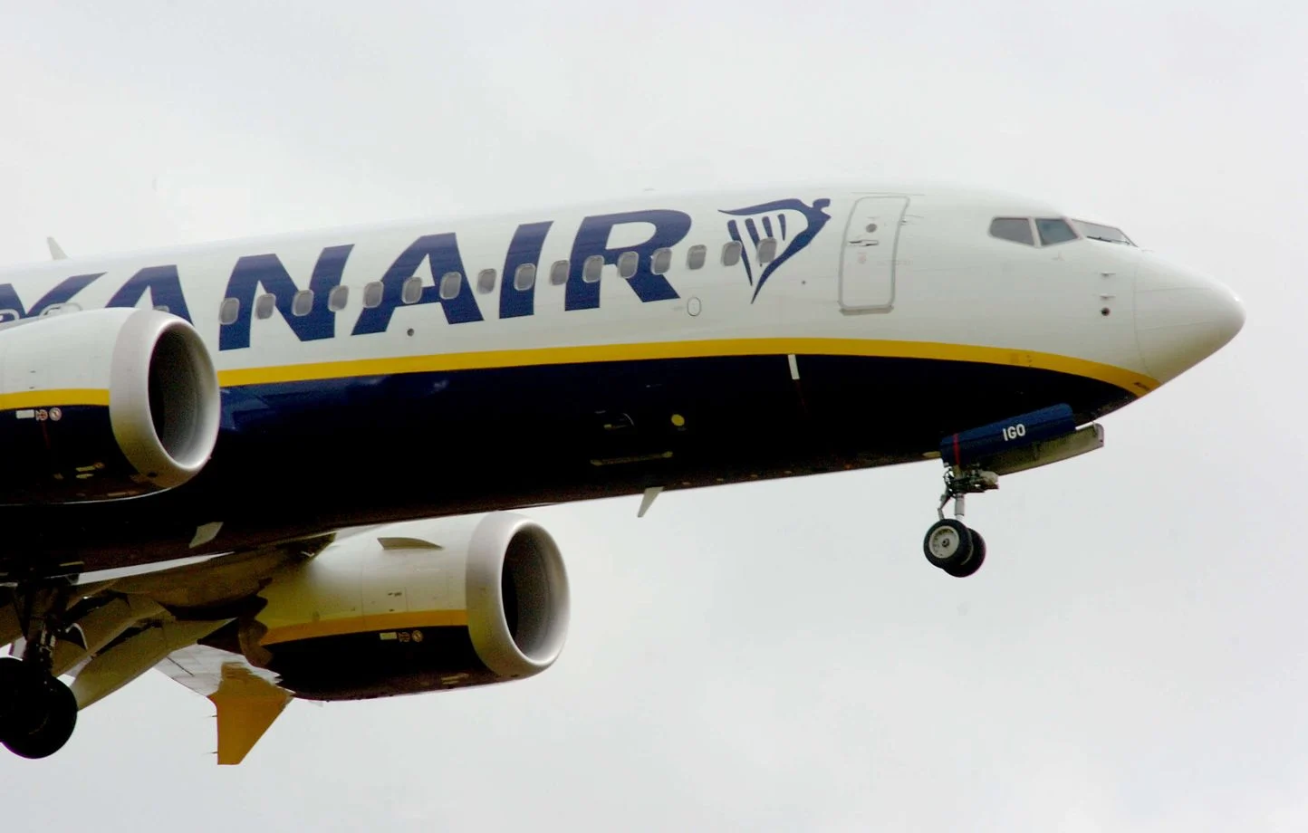شركة Ryanair تهدد بالرحيل عن فرنسا تدريجيا إن طبقت باريس زيادة على ضريبة التضامن على تذاكر الطيران