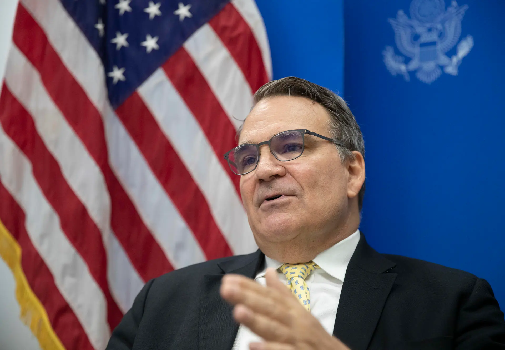 عمِل في إسرائيل ويُتقن العِبرية والإسبانية.. واشنطن تُعين قائمًا بأعمال تمثيليتها الدبلوماسية بالمغرب في انتظار إتمام تنصيب السفير الجديد