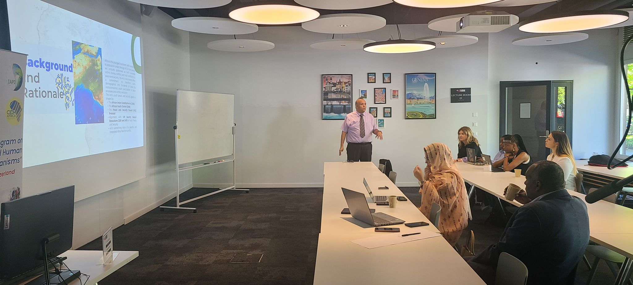  مبادرة مدنية مغربية مصرية في جنيف تميط اللثام عن واقع الأطفال في مخيمات تندوف 