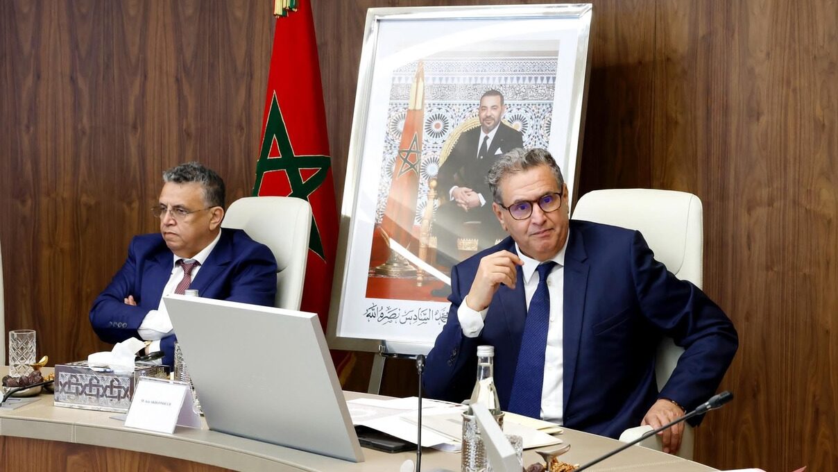 أخنوش ينتزع "المندوبية الوزارية المكلفة بحقوق الإنسان" من وهبي ويلحقها بمسؤوليته المباشرة