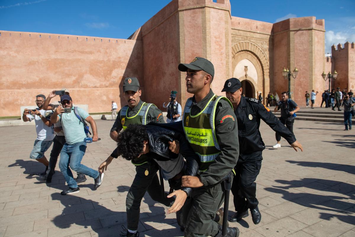  احتجاجات "جيل زد" تفرض أجندتها على قادة الأغلبية الحكومية الذين يجتمعون لمراجعة الأولويات الاجتماعية 