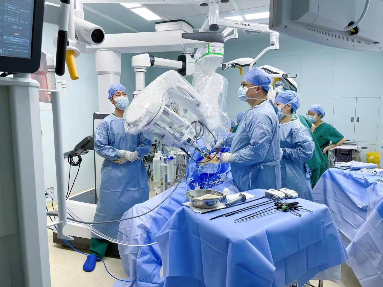 وفد من القطاع الصحي المغربي في شنغهاي للاطلاع على التجربة الصينية