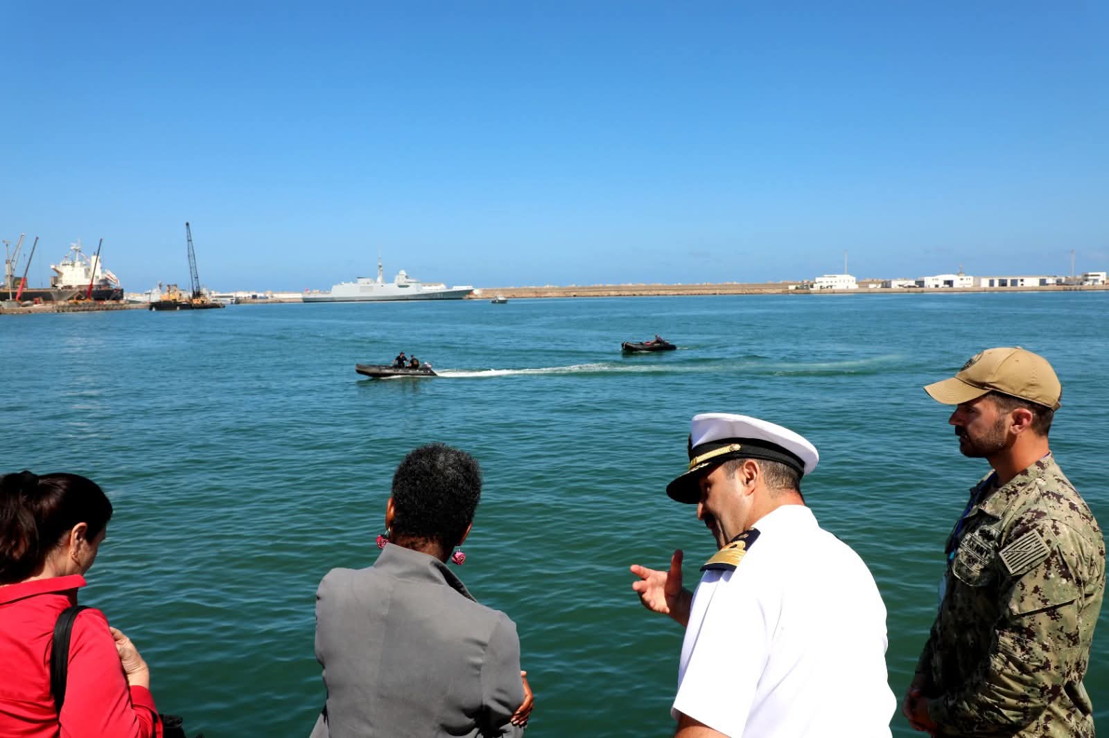 لحماية المُنشآت المينائية.. تمرين عسكري مشترك بين البحرية المغربية ونظيرتها الأمريكية بسواحل الدار البيضاء