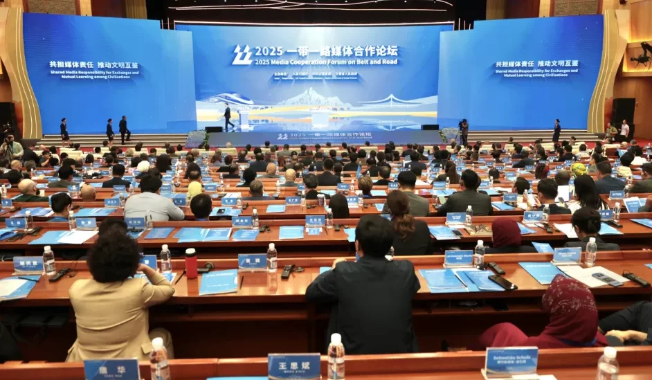 بمنتدى التعاون الإقليمي حول "الحزام والطريق" في "كونمينغ" الصينية.. دعوة لِبِكين بأن تكون فاعلا إيجابيا في جلسة أكتوبر لمجلس الأمن بخصوص قضية الصحراء