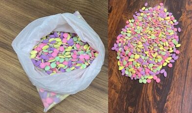 طنجة.. حجز 1026 قرصا من "الإكستازي" وتوقيف ثلاثة مروجين في حالة تلبس