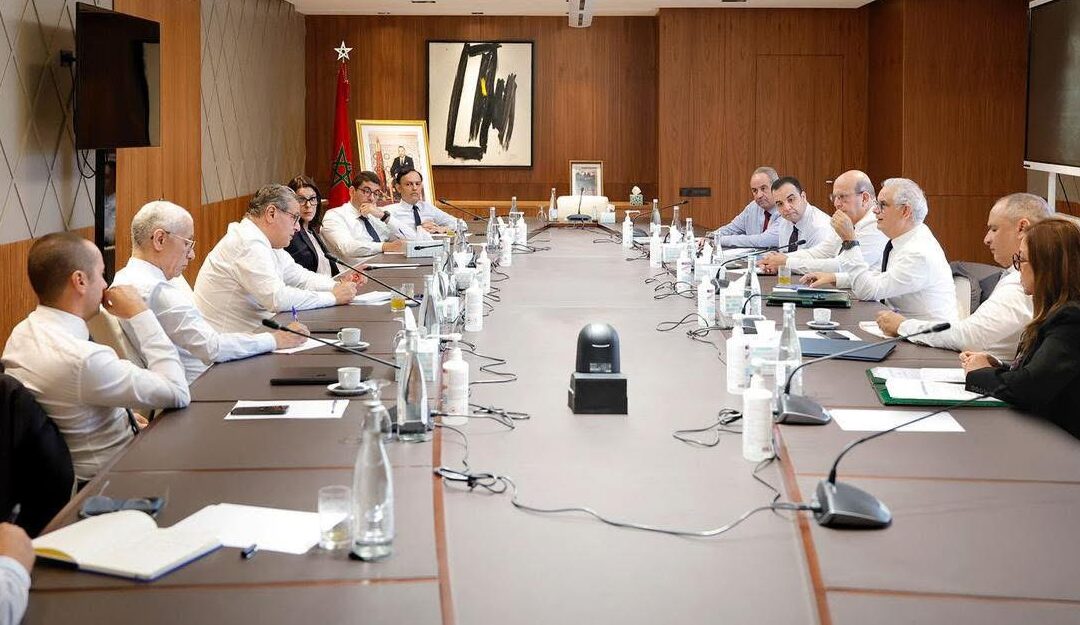 الأغلبية الحكومية: نتفهم المطالب الاجتماعية للمحتجين والحوار هو السبيل لمعالجة المشاكل انتصارا لـ"الوطن والمواطن"