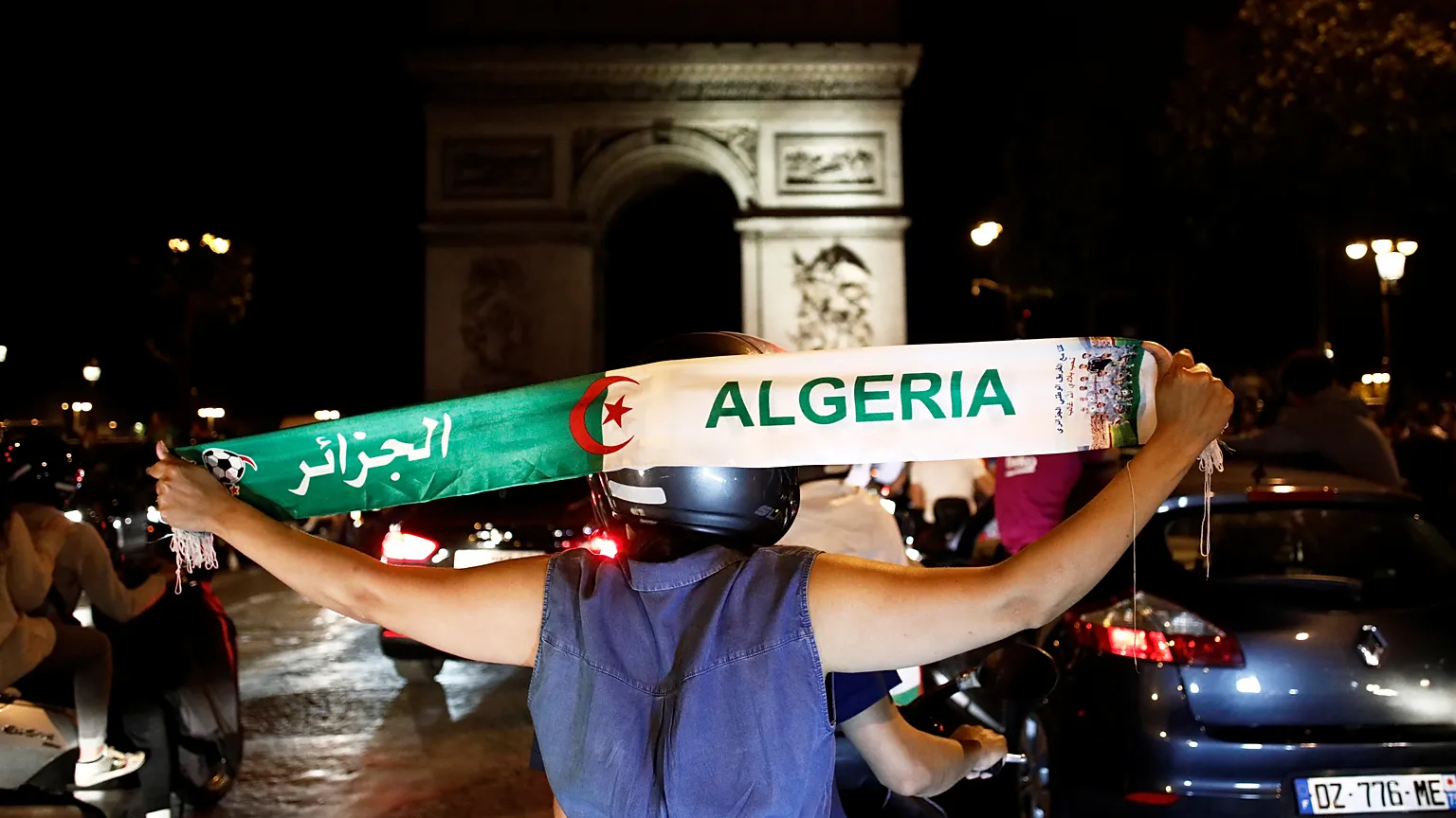  فرنسا تطلق برنامج العودة الطوعية للأجانب مقابل مِنَحٍ تصل إلى 7000 يورو.. وأغلب المستفيدين من الجزائر 