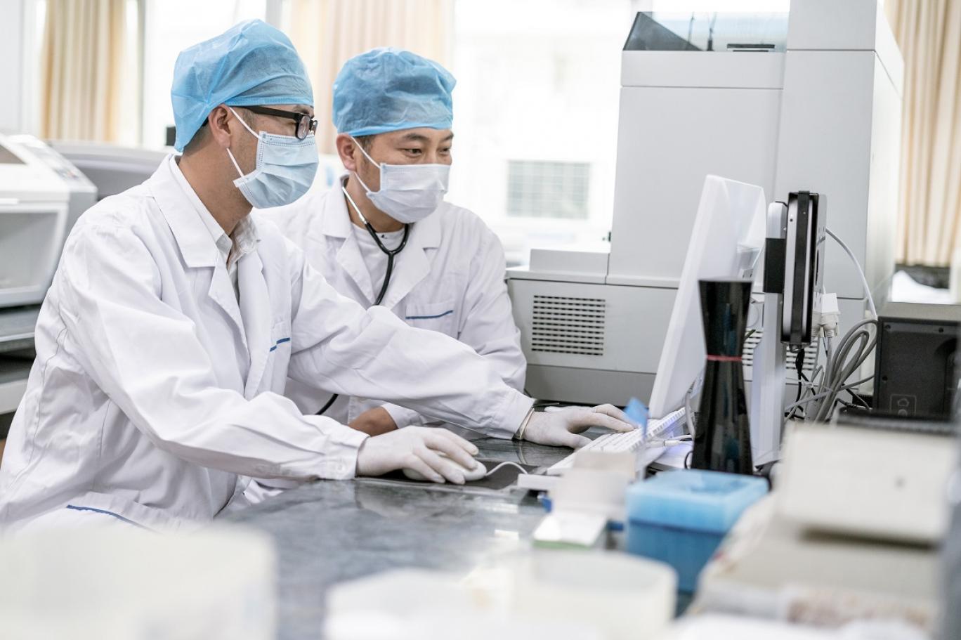 الصين تتوصل إلى طريقة مبتكرة لعلاج السرطان بسرعة وبتكلفة منخفضة