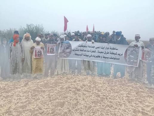 بعد آيت بوكماز وفم العنصر.. ساكنة آيت عبي في مسيرة نحو عمالة أزيلال