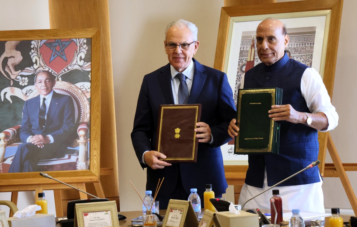 لوديي يوقع مذكرة تفاهم مع وزير الدفاع الهندي بشأن الصناعات العسكرية والأمن السيبراني