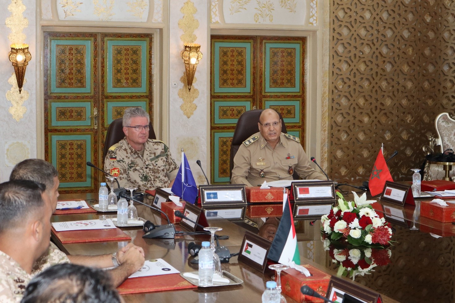 الجيش المغربي يستضيف "الناتو" ووفودًا عسكرية عربية ولمناقشة الاتصال الاستراتيجي وإدارة المعلومات