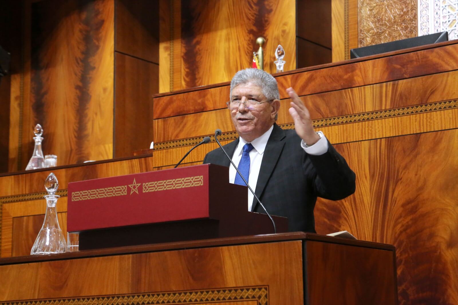 المغاربة يأكلون الورق مطحونا مع الدقيق المدعم مقابل 16 مليار درهم.. رئيس فريق "البام" بمجلس النواب يفجر مفاجأة صادمة خلال مناقشة قانون المالية