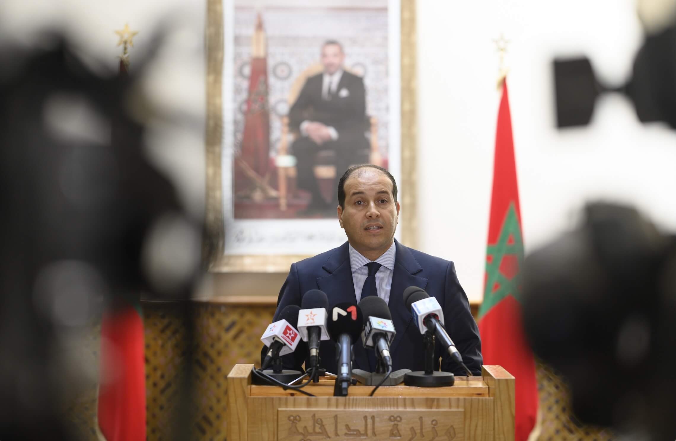 وزارة الداخلية: تدخلات القوات العمومية في بعض الحالات كان الخيار الأخير في مواجهة المحرضين ومثيري الشغب بعد استنفاد كل السبل الأخرى