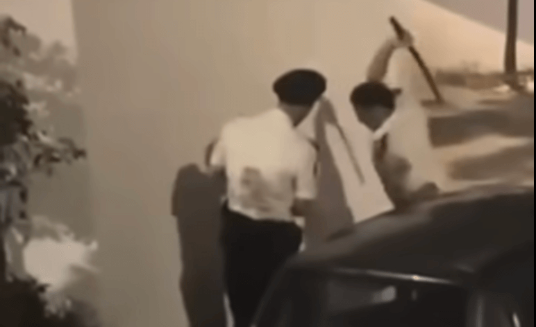  مديرية الأمن تفتح تحقيقا في واقعة فيديو يظهر اعتداء شرطيين بالزي الوظيفي على شاب  