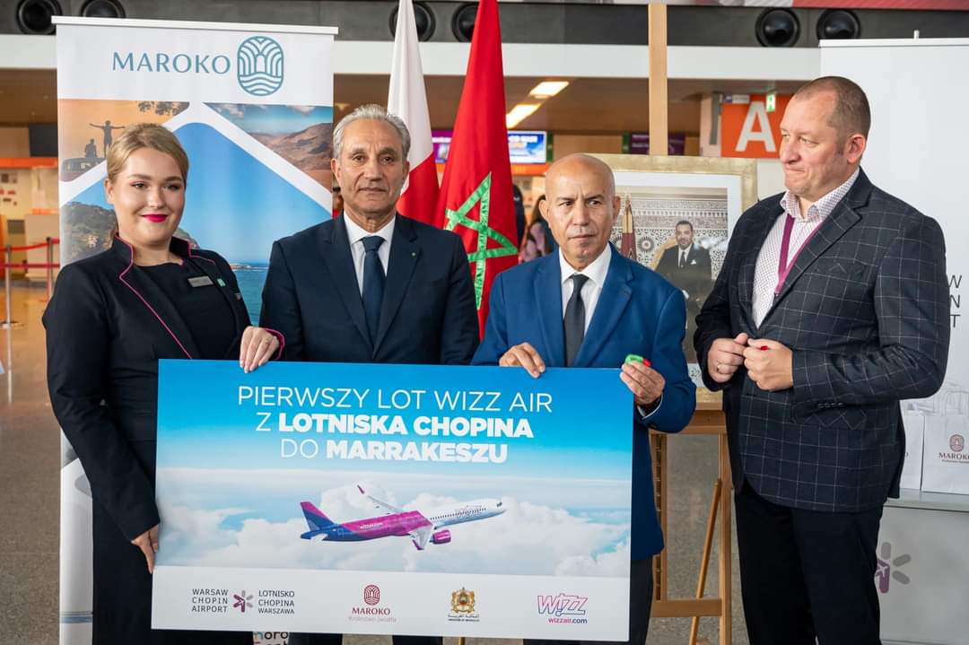  إطلاق خط جوي جديد بين وارسو ومراكش 