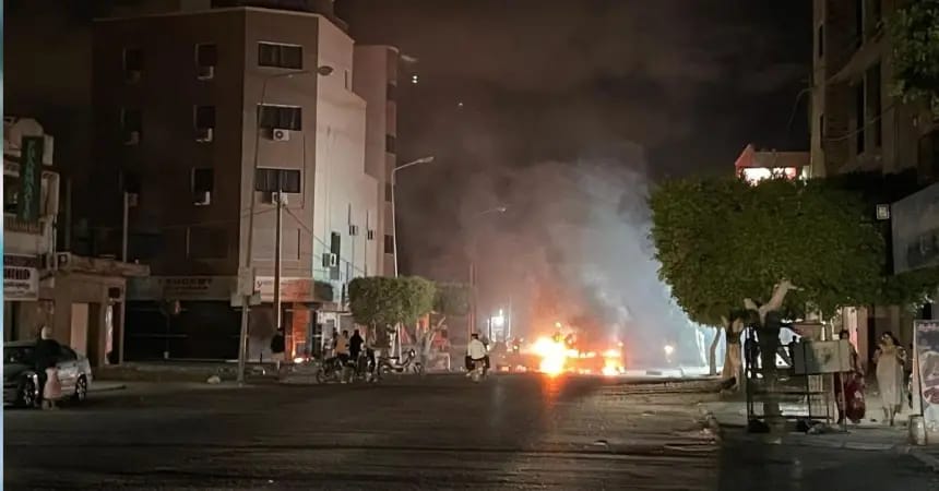  تصاعد الاحتجاجات في "قابس" التونسية للمطالبة بتفكيك وحدات ملوثة لتصنيع مشتقات الفوسفاط 