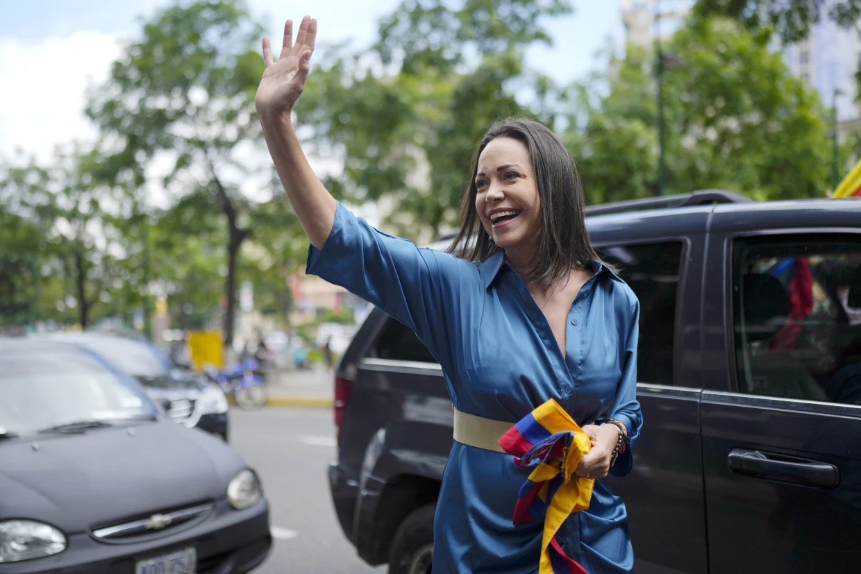 عكس طموح ترامب.. جائزة نوبل للسلام 2025 تذهب لمُعارِضة فنزويلية