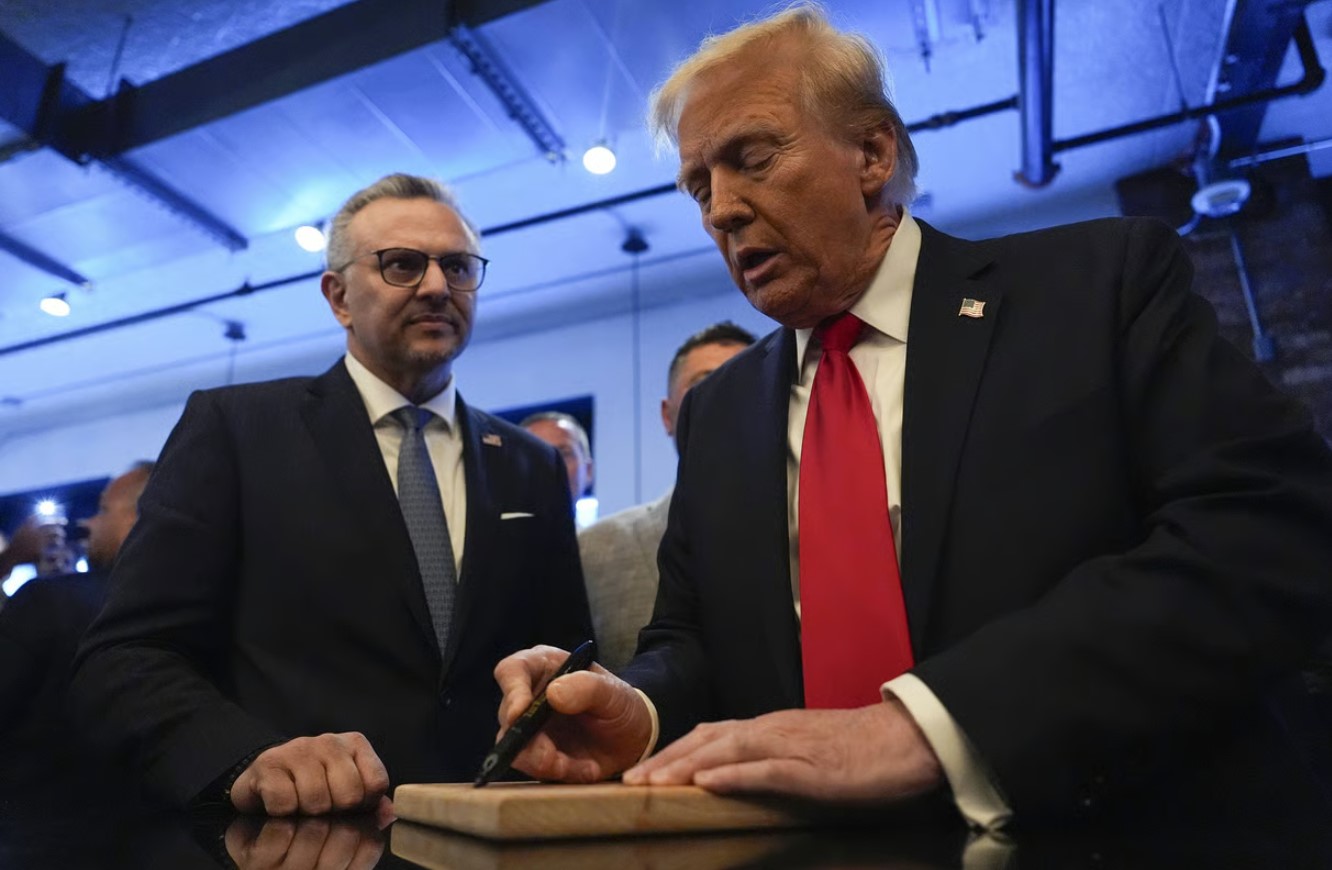  قال إن اسمها "الصحراء المغربية لا الغربية".. مستشار الرئيس الأمريكي: واشنطن ستفتتح قنصليتها بالداخلة خلال الولاية الحالية لترامب 