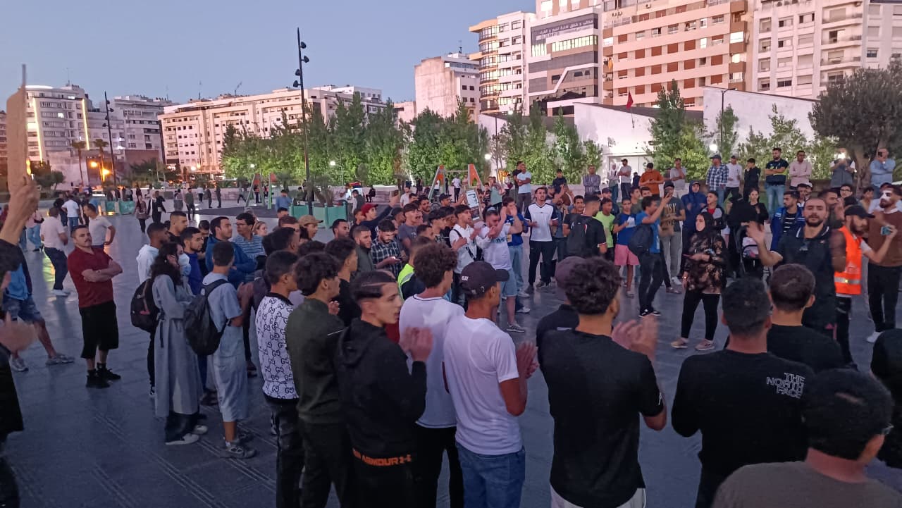  تجاوب محدود مع دعوات الاحتجاج بطنجة.. أحداث الأمس ترخي بظلالها على "جيل Z" 