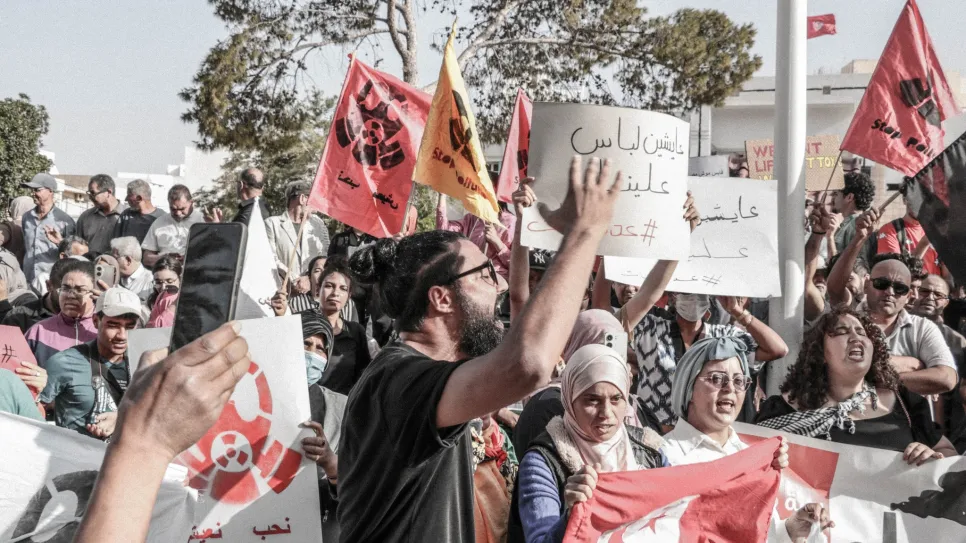   أحزاب تونسية تندد بـ"سياسة العصا" وتحمّل السلطات مسؤولية تفاقم الاحتقان في قابس 