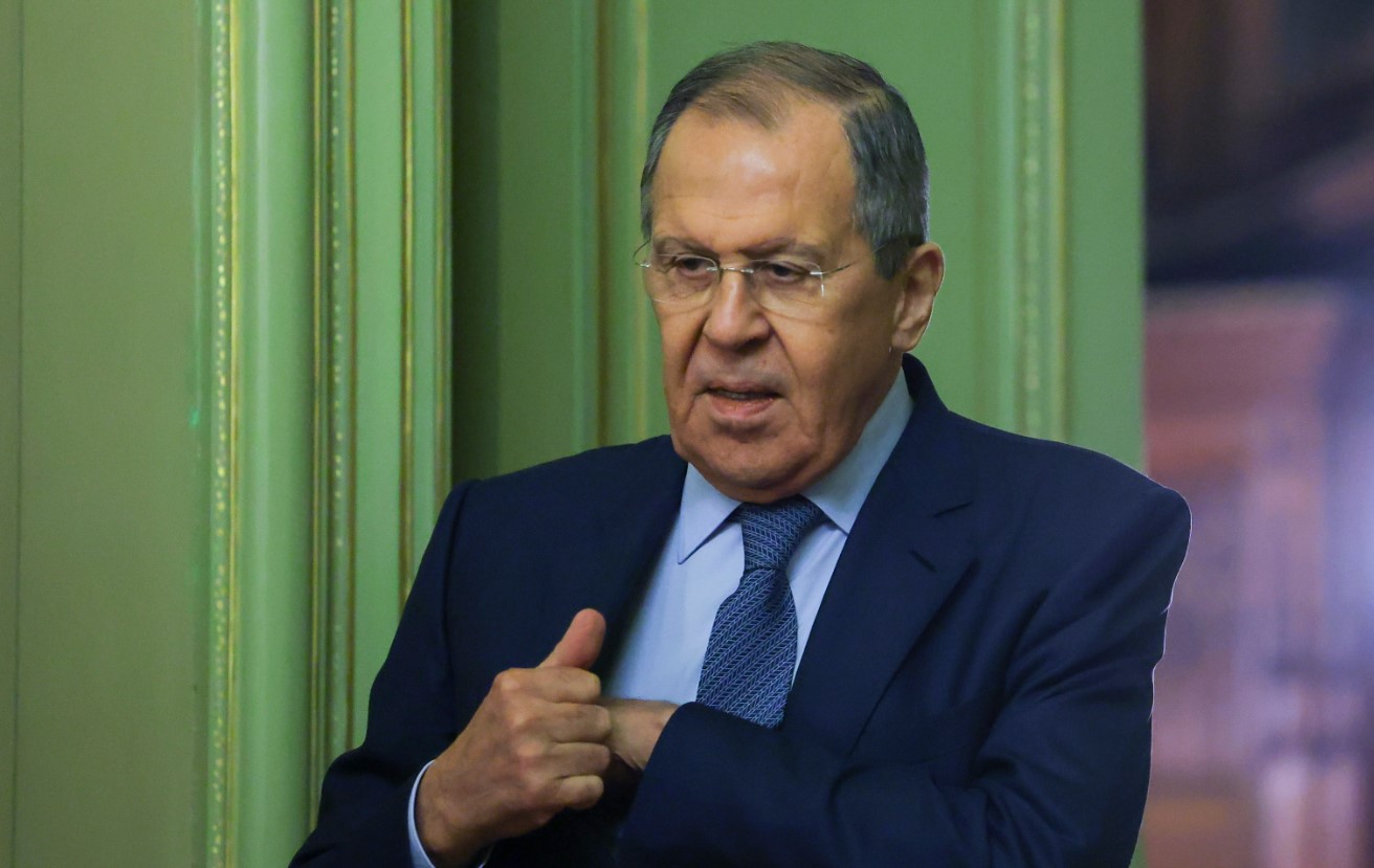 خطاب لافروف بشأن منطقة الساحل وقضية الصحراء و"الحدود الاستعمارية" يخلط أوراق الجزائر.. هل ولَّت موسكو وجهها إلى الرباط؟