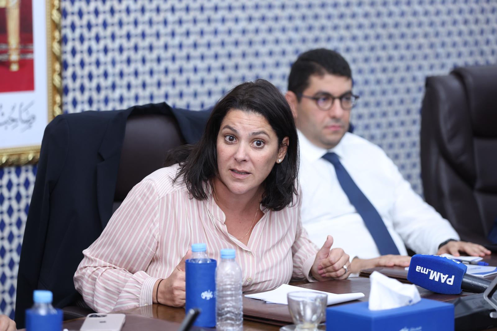 المنصوري تعترف بإخفاق الحكومة في معالجة الملفات الاجتماعية