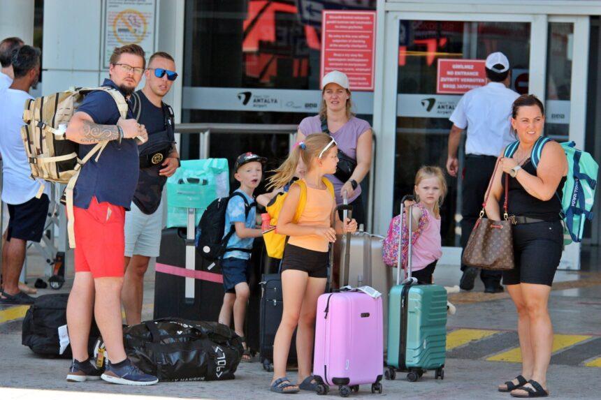 الصحافة الروسية: خط جوي مباشر ثان يُقرب المغرب أكثر من روسيا وأعداد الروس المتوافدين على المملكة تضاعف 5 مرات