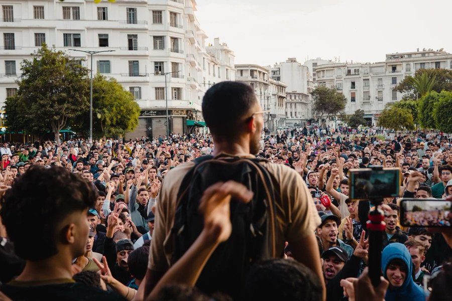 مجموعة "جيل Z" تعلن العودة للاحتجاجات وتدعو لمقاطعة المنتخب المغربي 