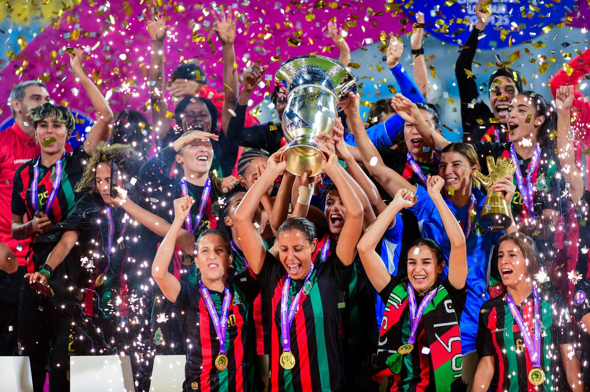  فريق الجيش الملكي للسيدات يتوج بدوري أبطال إفريقيا لكرة القدم على حساب أسيك ميموزا الإيفواري 