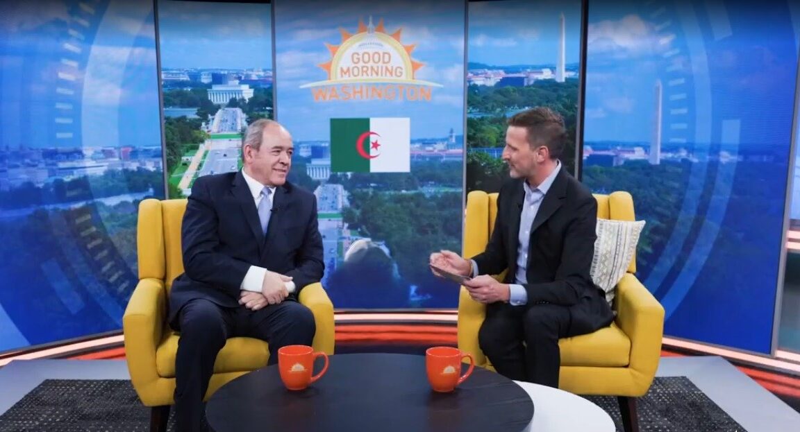  بعد عقود من الإهمال.. نجاح المغرب في القطاع السياحي يدفع الجزائر إلى بدء سياسة انفتاح جديدة وتمويل حملات إشهارية دولية 