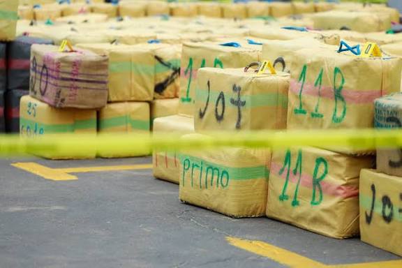  تفكيك شبكة عابرة للحدود كانت تنقل الحشيش بزوارق سريعة من السواحل المغربية إلى جزر الكناري  