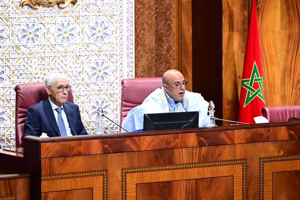  ولد الرشيد يجتمع برئيس مجلس الشيوخ الباكستاني في إسلام أباد 