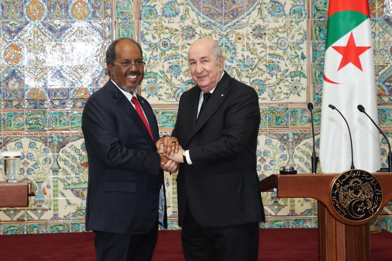 بعدما ادعت الجزائر أن الصومال تدعم "الصحراء الغربية".. وزارة خارجية الصومال: نتابع ما نُسب لنا، وندعو لاحترام سيادة الدول وقرار مجلس الأمن الأخير هو مسار التسوية