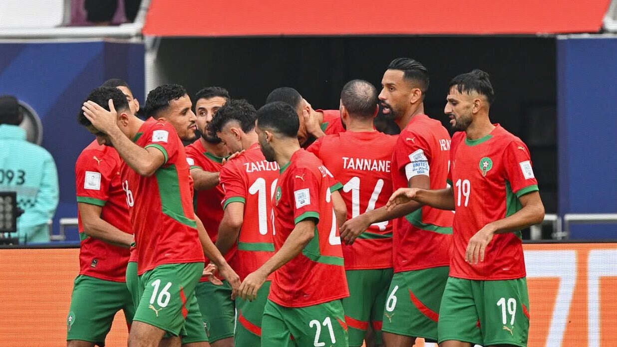  المنتخب المغربي الرديف يتغلب على نظيره القمري في أولى مبارياته في "كأس العرب" 