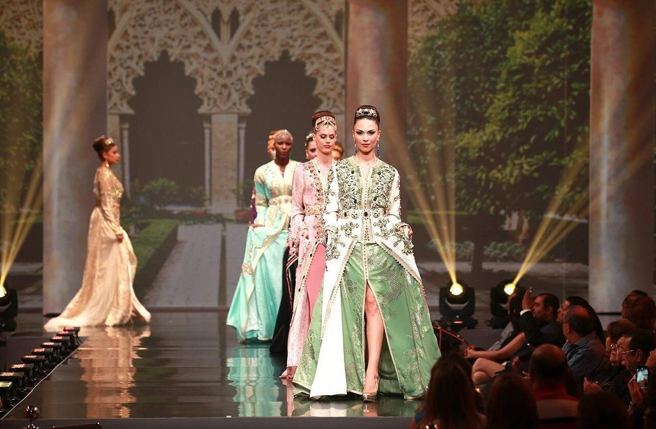  القفطان.. وأزمة الهوية عند الجزائريين 