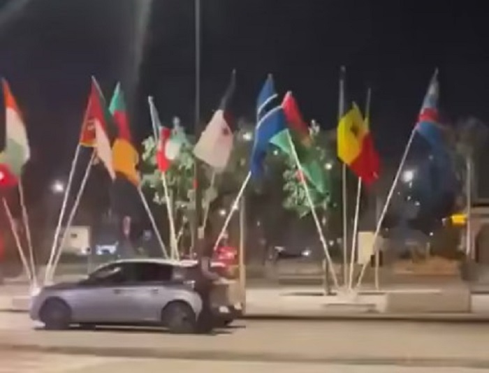  القبض على قاصرين متورطين في إزالة العلم الجزائري بالدار البيضاء 