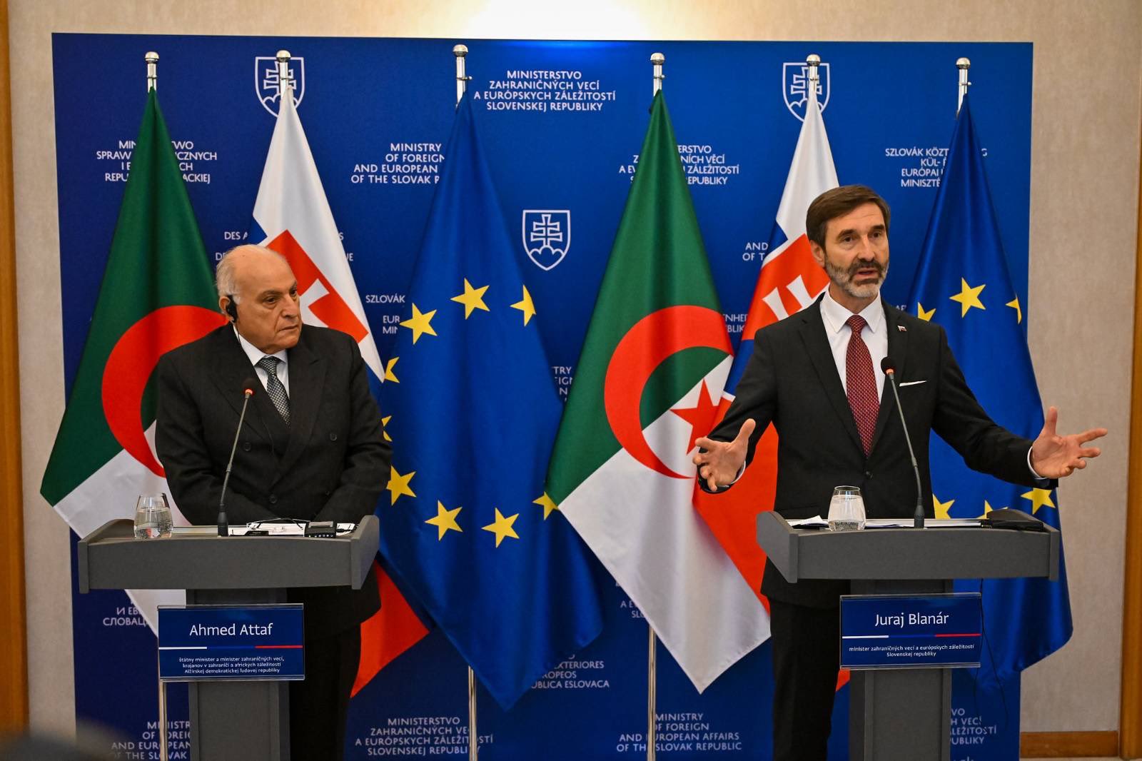  هل لفَّقت الجزائر تصريحات لوزير خارجية سلوفاكيا؟.. ادعت دعمه لـ"تقرير المصير" في الصحراء والبلاغ الرسمي لبراتيسلافا يخلو من ذلك 