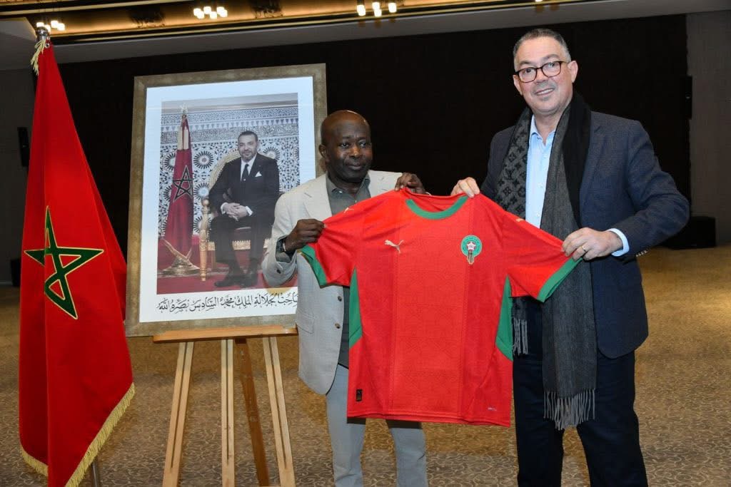  رئيس الجامعة الملكية المغربية لكرة القدم فوزي لقجع يستقبل رئيس اللجنة الأولمبية السنغالية 