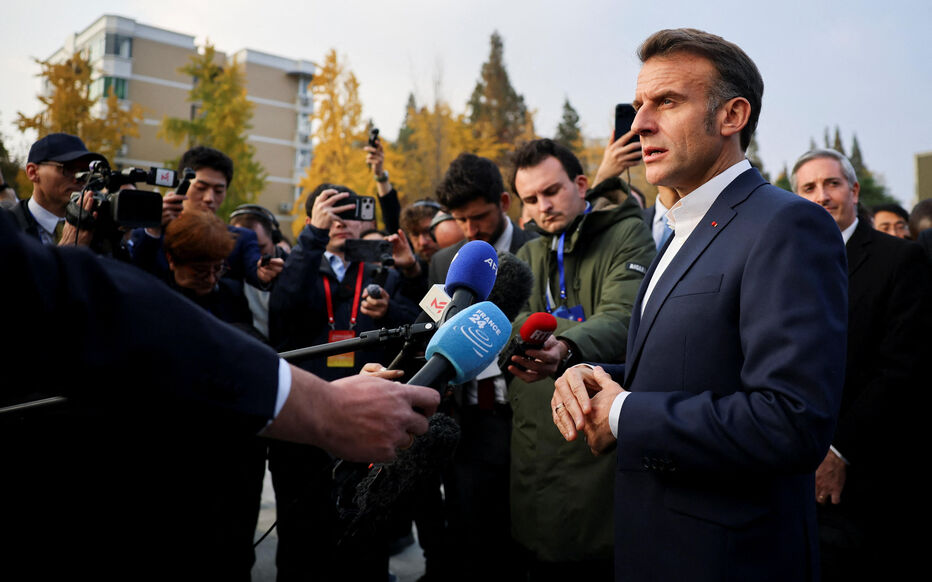  ماكرون من الصين: إدانة الجزائر للصحافي غليز "إشارة ليست جيدة" والحكم "غير عادل" 