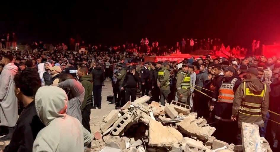  فاجعة فاس: النيابة العامة تدخل على الخط بسبب شبهات عدم احترام ضوابط التعمير.. وحصيلة الوفيات ترتفع إلى 22 شخصا 