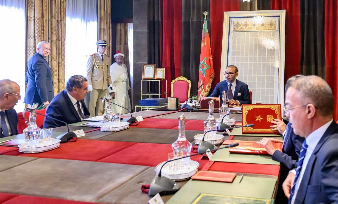 بتعليمات من الملك.. الحكومة تُطلق برنامجا لإعادة تأهيل المناطق المتضررة من فيضانات آسفي تشمل مساعدة الأسر المتضررة والتكفل بمنازلها وإعادة ترميم المحلات التجارية