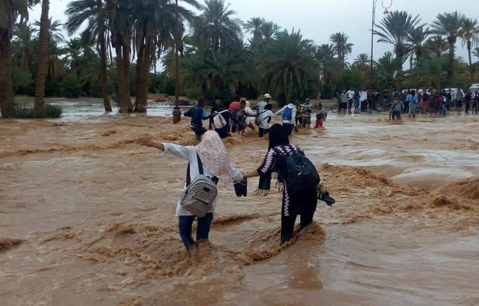 بسبب اضطرابات جوية ونشرة إنذارية.. تعليق الدراسة بإقليمي وزان وشفشاون يوم غد الثلاثاء