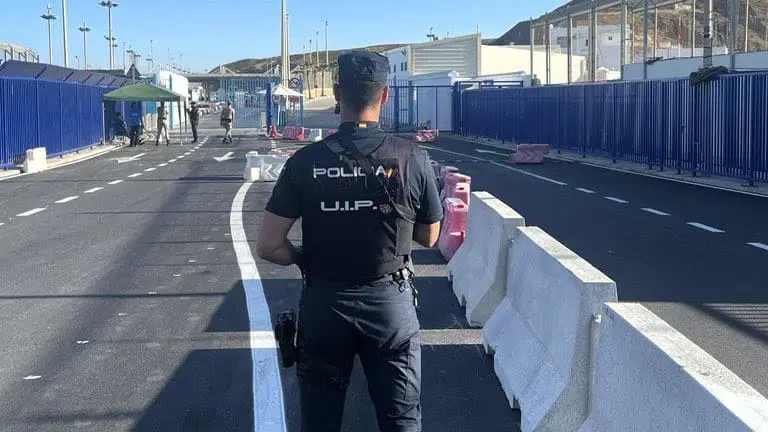 جمعية تطالب السلطات الإسبانية برفع التأشيرة عن سكان تطوان والناظور