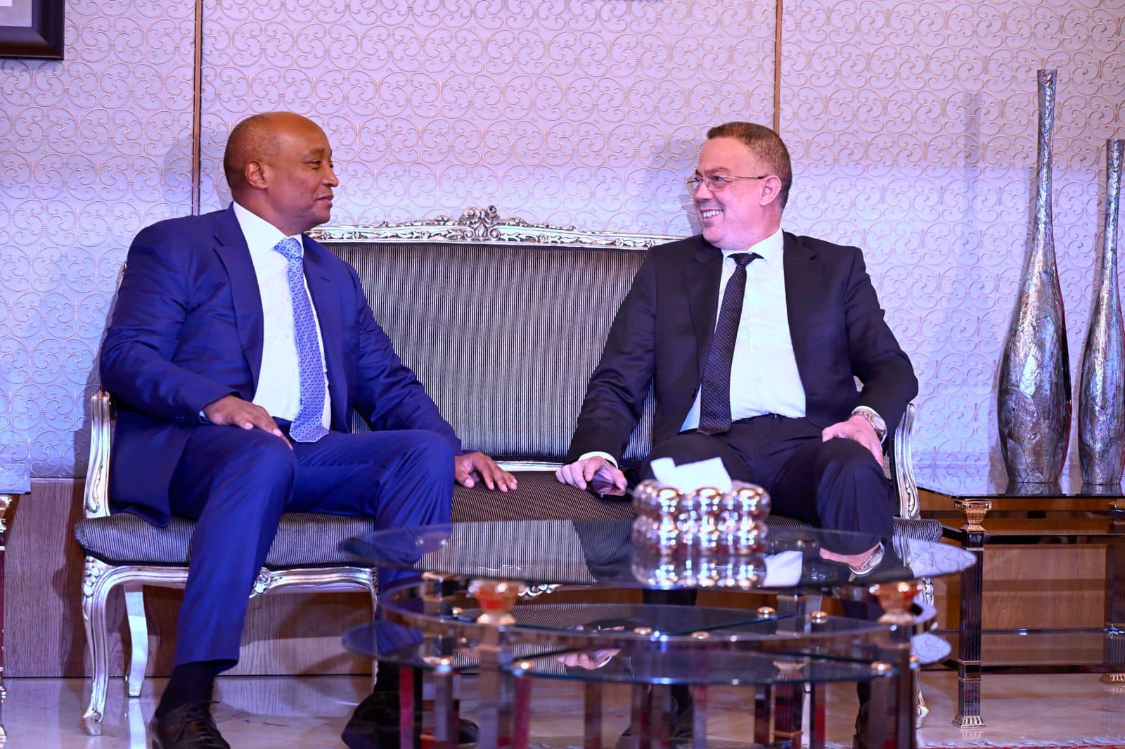  كأس إفريقيا.. هل اختارت الكاف وضع "لغم" تعيينات الحكام للإطاحة بـ"الأسود" في طريقهم لنهائي الرباط؟ 