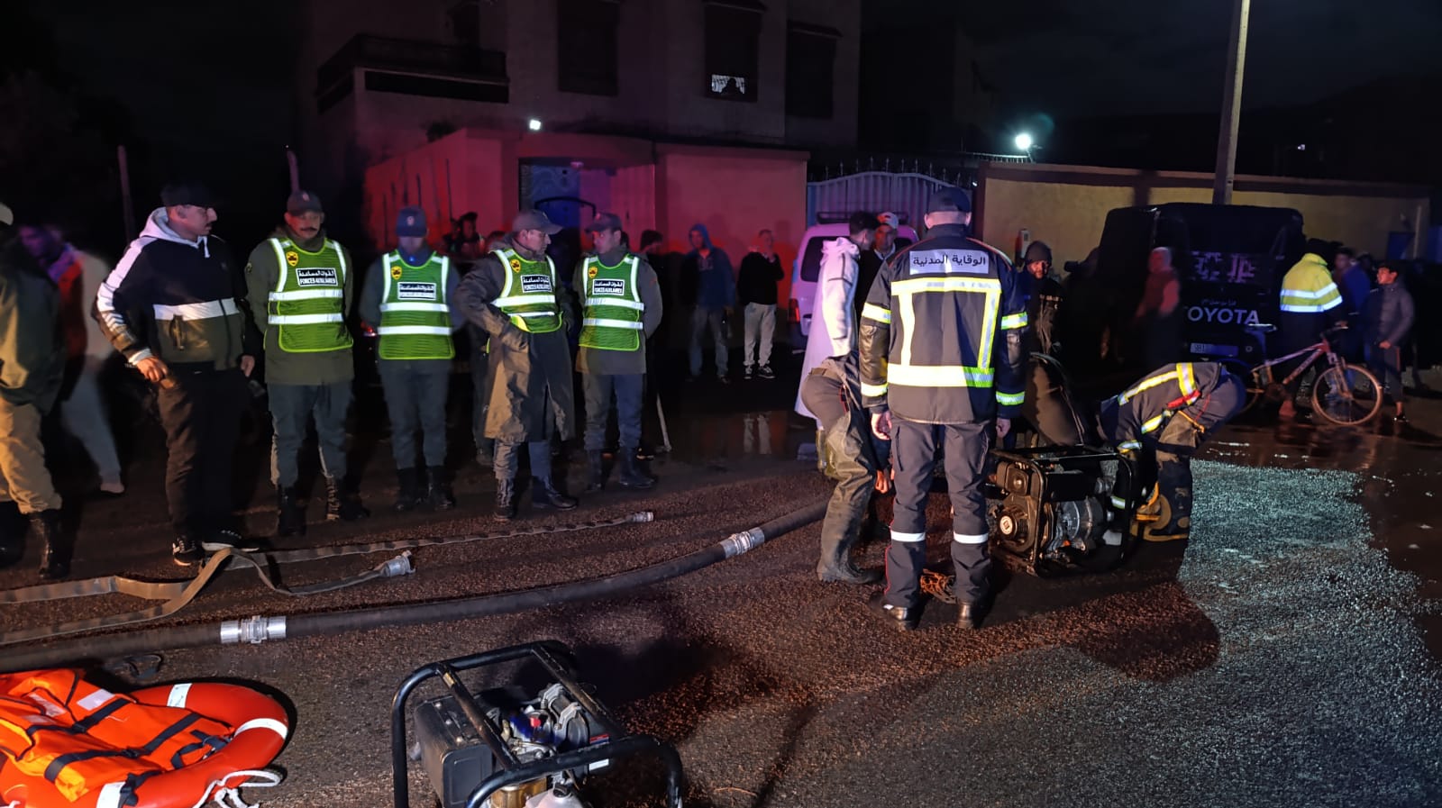  تعبئة شاملة في تارودانت لتصريف مياه الأمطار وفتح المحاور الطرقية 