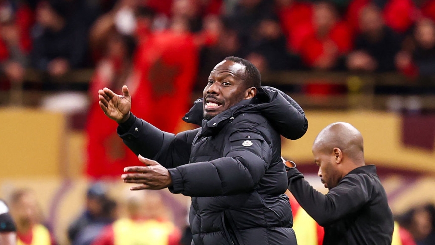 الرئيس السابق للجنة الانضباط للـ"كاف": العقوبات التي تم إصدارها من بين أخطر وأكثر المواقف إحراجا في تاريخ "الكاف"