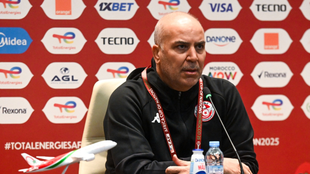  الجامعة التونسية لكرة القدم تنهي تعاقدها مع المدرب سامي الطرابلسي 