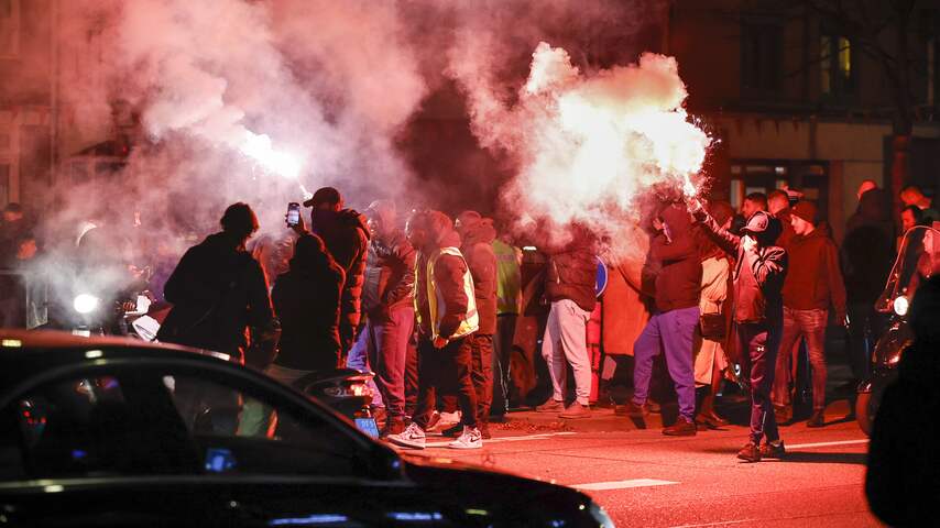  الشرطة الهولندية تتدخل لتفريق مشجعين عقب خسارة المغرب نهائي كأس الأمم الإفريقية 